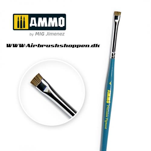 AMIG 8704 AMMO Precision Pigment Brush Str. 4